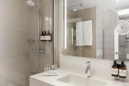 NH Berlin Alexanderplatz - 8