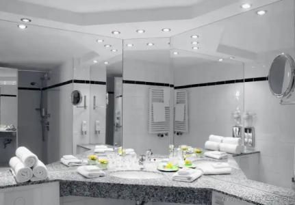 Holiday Inn BERLIN CITY CENTER EAST P-BERG by IHG - 15