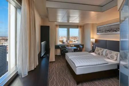 Park Inn by Radisson Berlin Alexanderplatz - 53