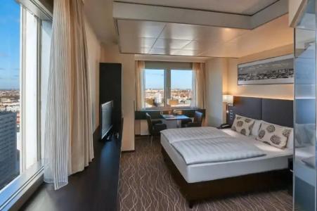 Park Inn by Radisson Berlin Alexanderplatz - 57