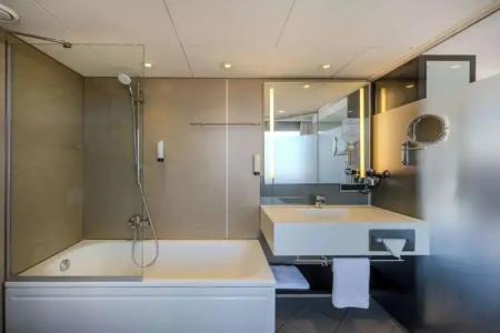 Park Inn by Radisson Berlin Alexanderplatz - 48