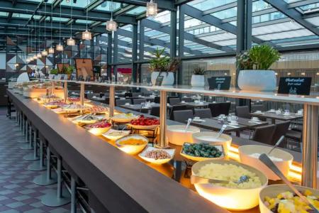 Park Inn by Radisson Berlin Alexanderplatz - 8