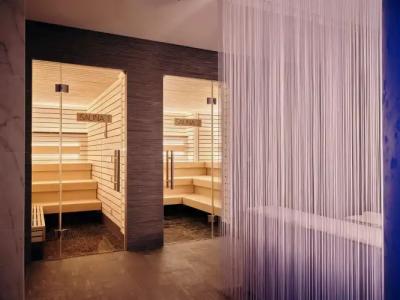 Radisson Collection, - 21