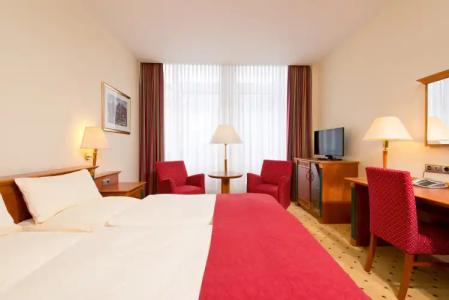 Steglitz International - 2