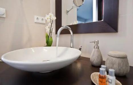 Goodman's Living - 45