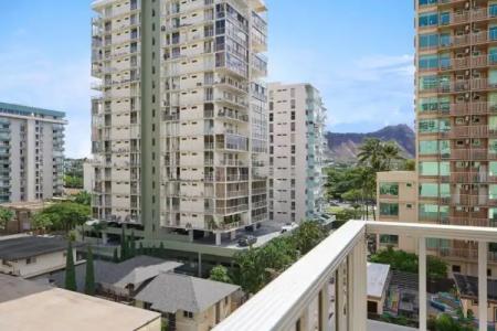 Ewa Waikiki - 42