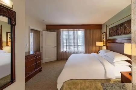 Hilton Grand Vacations Club Grand Waikikian - 46