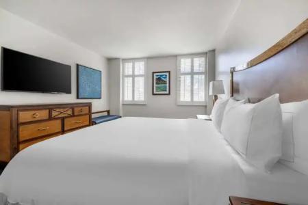 Hilton Grand Vacations Club at Hilton Hawaiian Village - Lgn Tower - 53