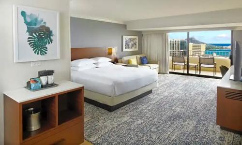 Hilton Hawaiian Village Waikiki Beach Resort - 51