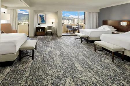 Hilton Hawaiian Village Waikiki Beach Resort - 2