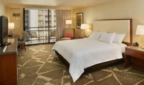 Hilton Hawaiian Village Waikiki Beach Resort - 86