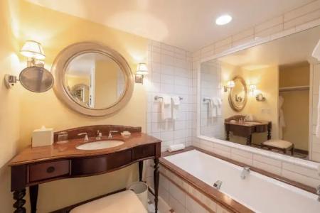 The Kahala & Resort - 53