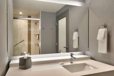 Hyatt Place at Anaheim Resort / Convention Center - 13