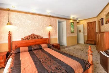 Sveti Nikola Boutique - 30