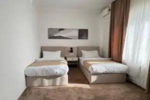 UNO Hotel Jalal-Abad, Dzhalal-Abad