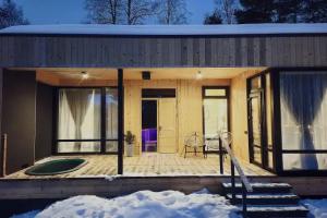 Lunny Svet Guest house, Lososinnoe