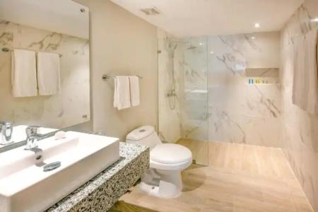 Coral Costa Caribe Beach Resort - All Inclusive - 75