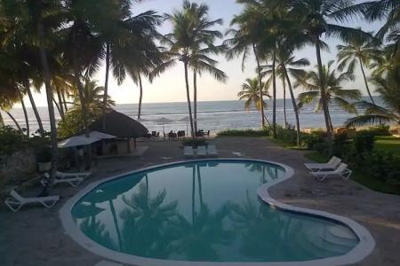 Playa Esmeralda Beach Resort - 7