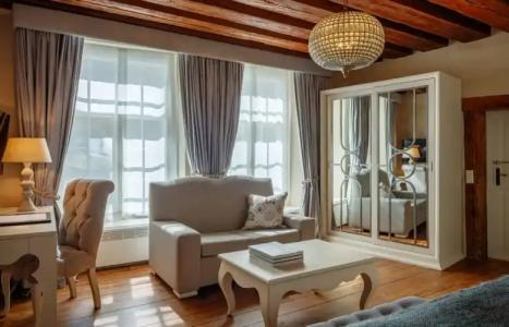 Schlössle - Small Luxurys of the World - 61