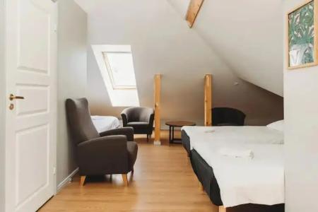 16eur - Fat Margaret's - 22