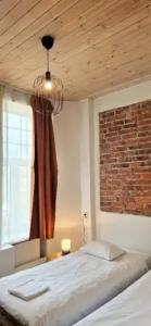 16eur - Fat Margaret's - 19