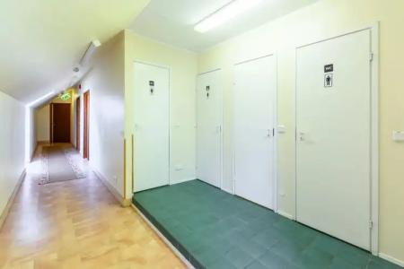 Old Town Hostel - 12