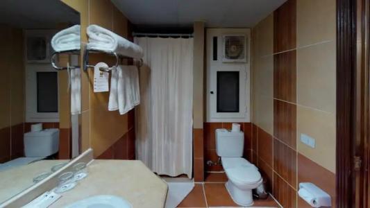 Falcon Naama Star - 61