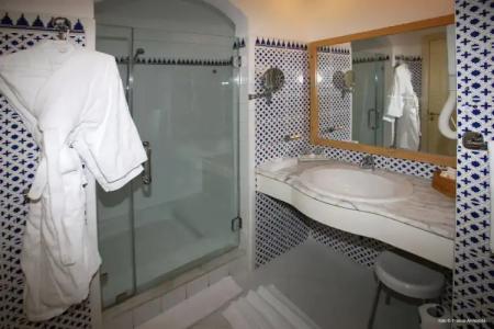 Domina King's Lake Resort - 8