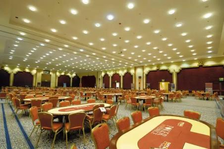 Domina King's Lake Resort - 12