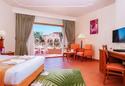 Charmillion Gardens Aquapark - 79