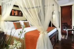 Hotel «Sonesta Amirat Dahabiya», Luxor