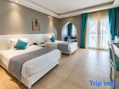 Sunrise Garden Beach Resort - 108