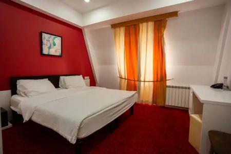 Piazza Four Colours - 34