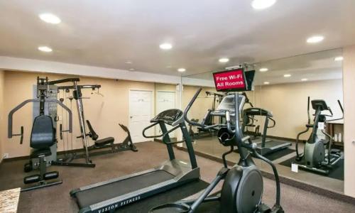 Red Roof Inn Las Vegas - 13