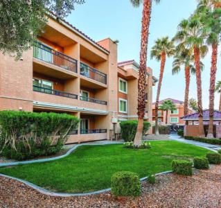 Desert Rose Resort - 0