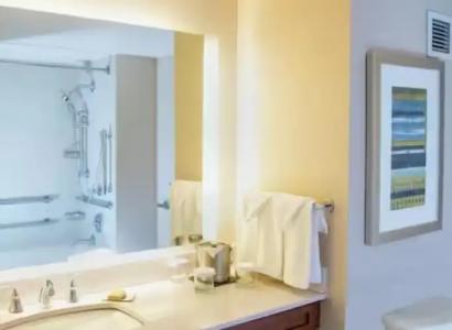 DoubleTree by Hilton Las Vegas Airport - 35