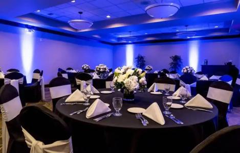 DoubleTree by Hilton Las Vegas Airport - 16