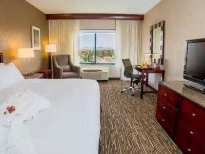 DoubleTree by Hilton Las Vegas Airport - 45