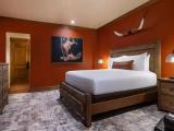 Cowboy Double Suite