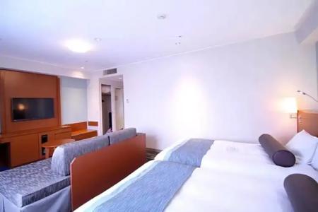 Sapporo Excel Tokyu - 72