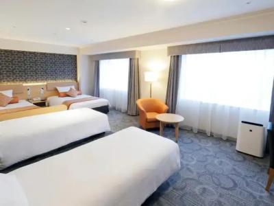 Sapporo Excel Tokyu - 45