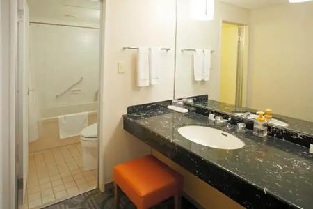 Sapporo Excel Tokyu - 85