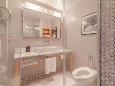 The Hollywood Roosevelt - 54