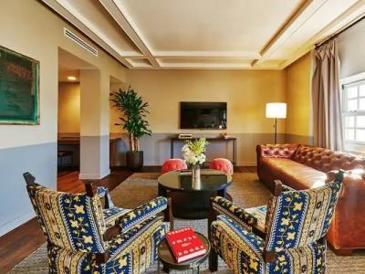 The Hollywood Roosevelt - 77