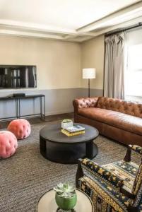 The Hollywood Roosevelt - 14