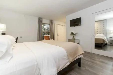 L.A. Sky Boutique - 5