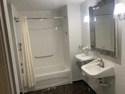 L.A. Sky Boutique - 21