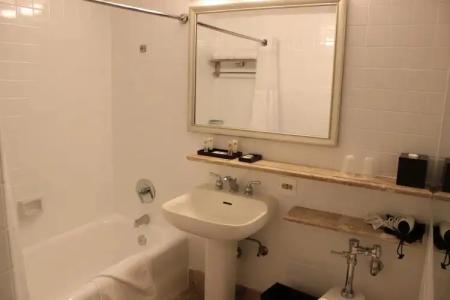 Millennium Biltmore Los Angeles - 19