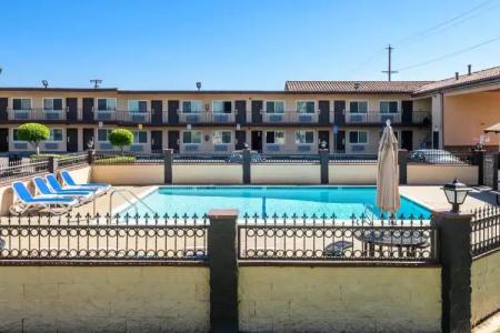 Sea Rock Inn - Los Angeles - 16