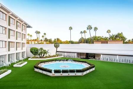 The Beverly Hilton - 132